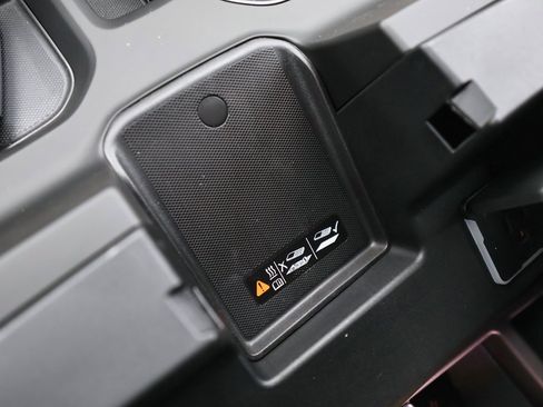 New 2026 GMC Sierra 1500 Elevation image 23