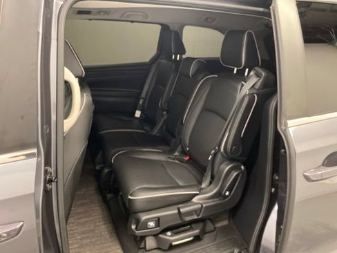 Certified 2025 Honda Odyssey Touring image 21