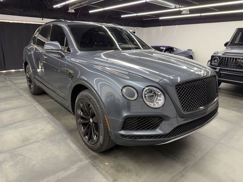 Used 2019 Bentley Bentayga image 9