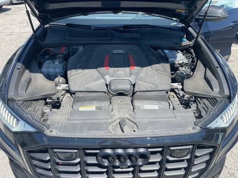 Used 2023 Audi SQ8 Prestige AWD/4WD image 11