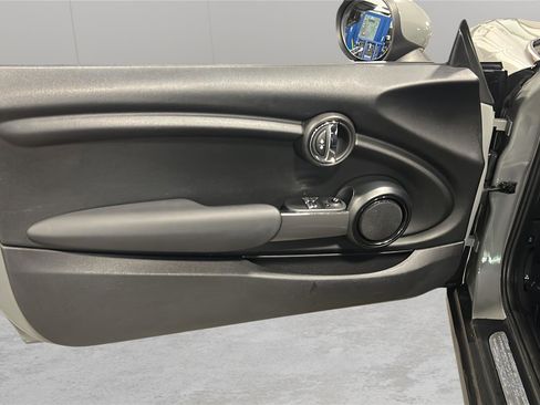 Used 2019 MINI Cooper 2-Door Hardtop w/ Storage Package FWD image 24