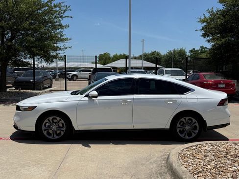 Used 2024 Honda Accord EX-L image 2