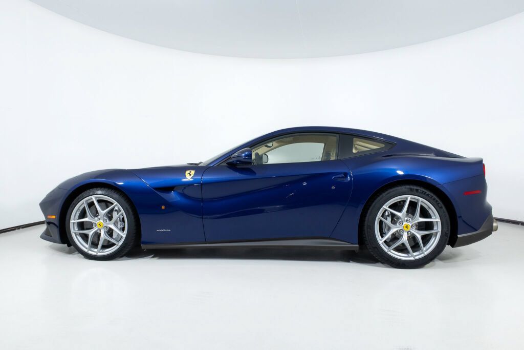 Used 2017 Ferrari F12 Berlinetta RWD image 3