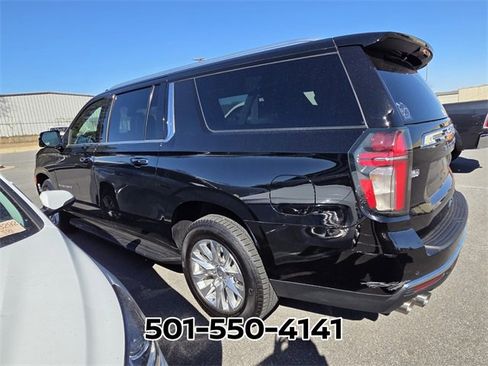 Used 2021 Chevrolet Suburban Premier w/ Premium Package image 9