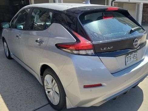 Used 2025 Nissan Leaf S FWD image 7