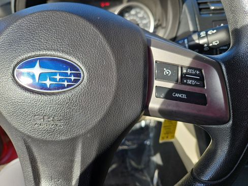 Used 2014 Subaru Crosstrek 2.0i Premium image 12