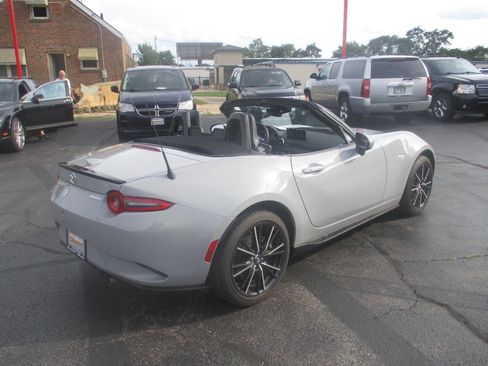 Used 2024 MAZDA MX-5 Miata Grand Touring w/ Appearance Package image 5