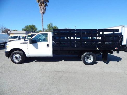 Used 2015 Ford F350 XL image 3