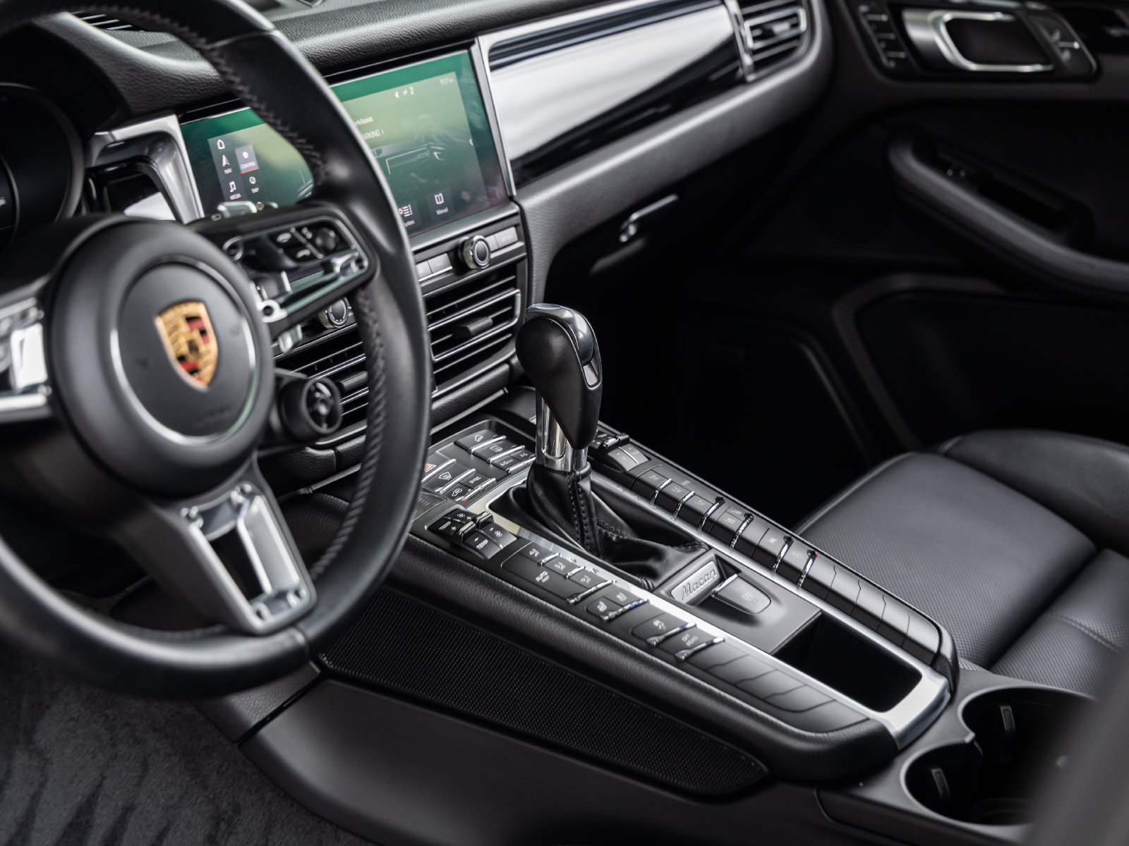 Certified 2019 Porsche Macan S AWD/4WD image 27