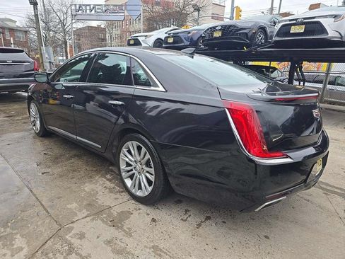 Used 2018 Cadillac XTS Luxury FWD image 2