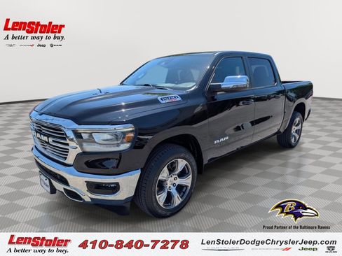 Used 2023 RAM 1500 Laramie AWD/4WD image 1