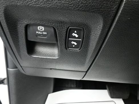 New 2026 RAM 1500 Laramie AWD/4WD image 30