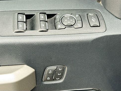 Used 2022 Ford F250 Lariat w/ Lariat Ultimate Package image 19