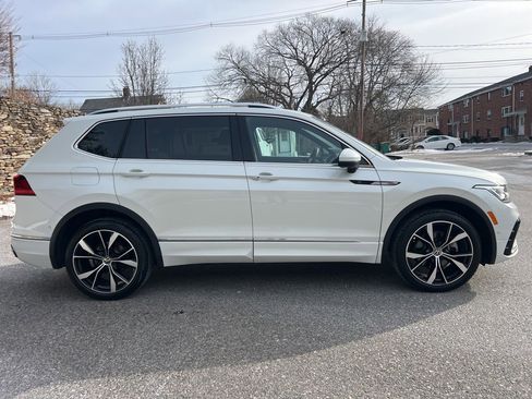 Used 2022 Volkswagen Tiguan SEL R-Line image 6