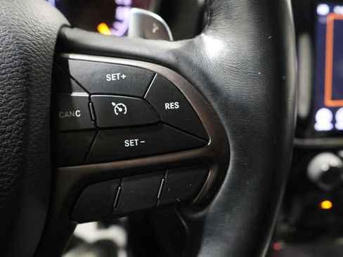 Used 2020 Jeep Grand Cherokee Limited X image 37