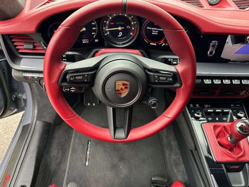 Used 2022 Porsche 911 GT3 image 15