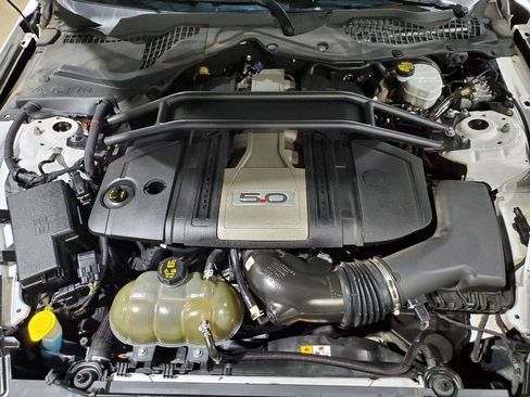 Used 2018 Ford Mustang GT image 45