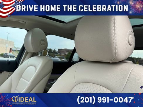 Used 2021 Mercedes-Benz GLC 300 4MATIC image 10