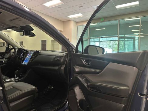 Used 2024 Subaru Ascent Onyx Edition image 29