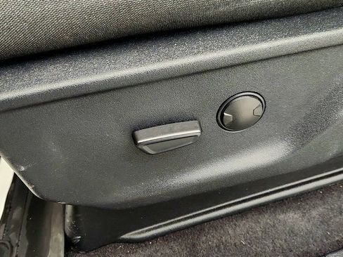 Used 2023 Ford F150 Lightning XLT image 11