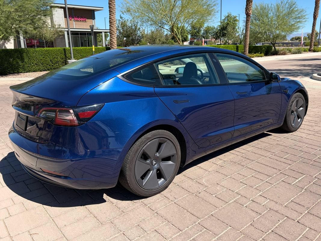 Used 2023 Tesla Model 3 Standard Range RWD image 3
