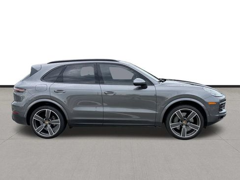 Used 2021 Porsche Cayenne S AWD/4WD image 4