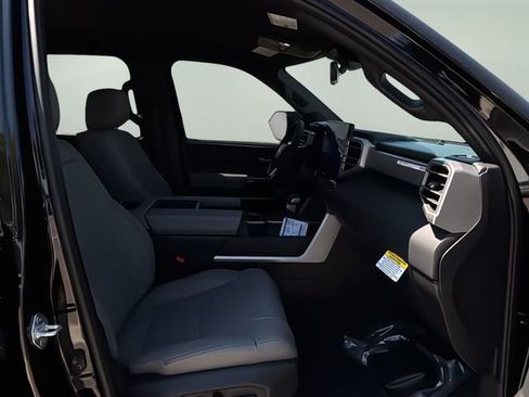 New 2026 Toyota Tundra Limited AWD/4WD image 11