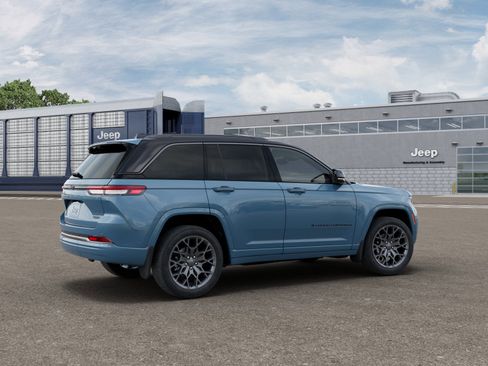 New 2026 Jeep Grand Cherokee Summit w/ Obsidian Package image 11