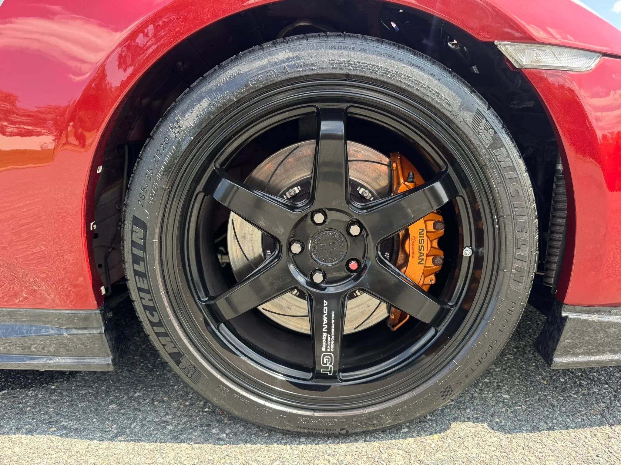 Used 2016 Nissan GT-R Premium AWD/4WD image 35