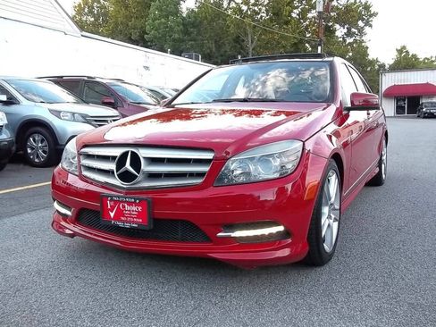 Used 2011 Mercedes-Benz C 300 4MATIC Sedan image 1
