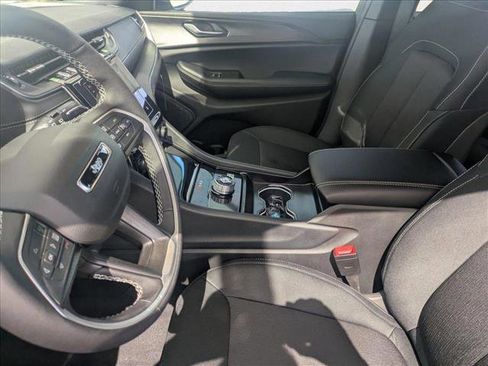 New 2025 Jeep Grand Cherokee L Laredo w/ Luxury Tech Group I image 8