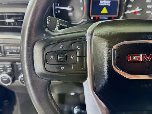 Used 2021 GMC Yukon XL SLT AWD/4WD image 14