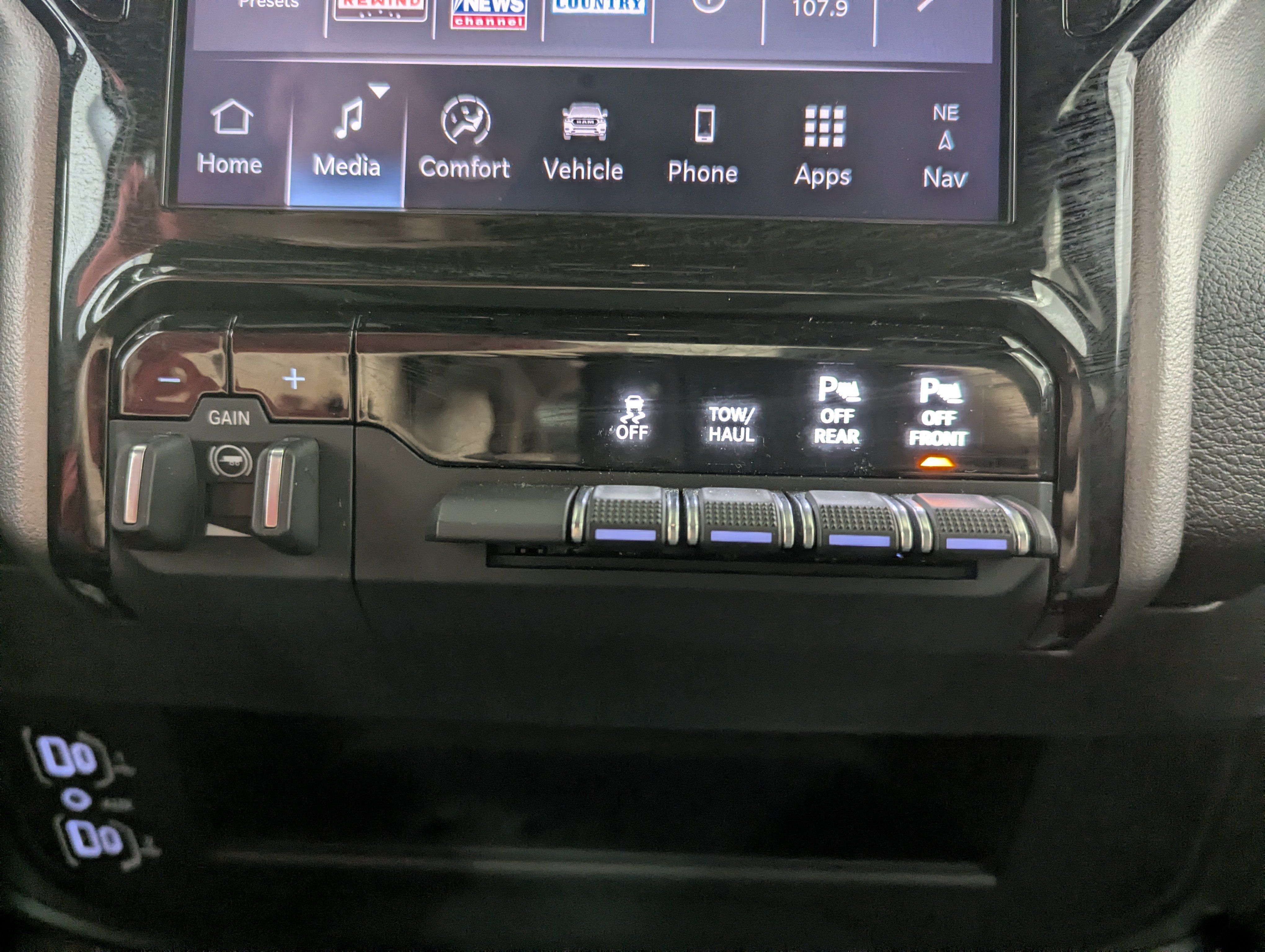 Used 2026 RAM 2500 Big Horn AWD/4WD image 21