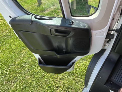 Used 2016 RAM ProMaster 1500 w/ Premium Appearance Group image 18