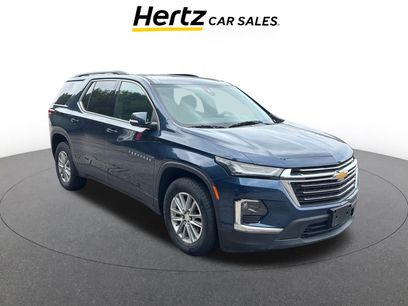 Used 2023 Chevrolet Traverse LT