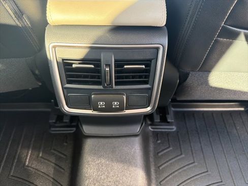 Used 2024 Subaru Forester Limited image 15