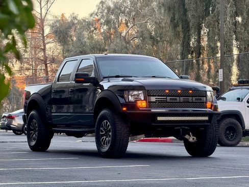 Used 2012 Ford F150 Raptor w/ Raptor Luxury Pkg image 4