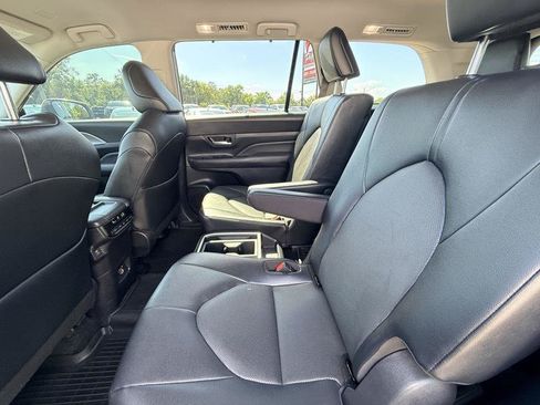 Used 2026 Toyota Grand Highlander FWD image 28