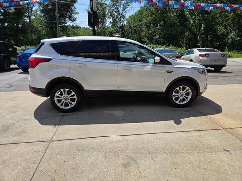 Used 2019 Ford Escape SE AWD/4WD image 8