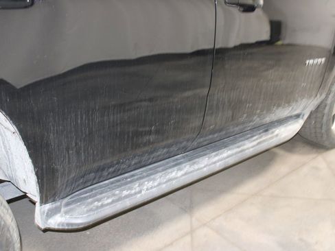 Used 2017 Chevrolet Tahoe LT image 12