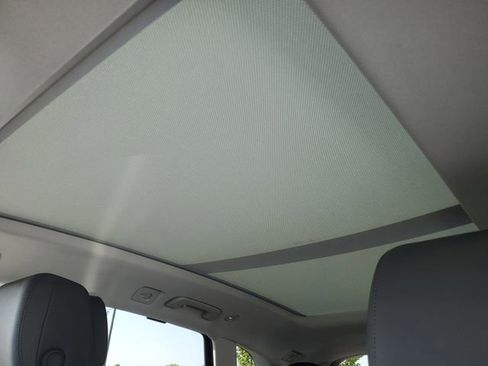 Used 2020 Audi Q5 e Prestige image 36