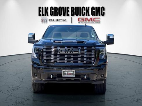New 2026 GMC Sierra 2500 Denali Ultimate w/ LPO, Black Badging Package AWD/4WD image 9
