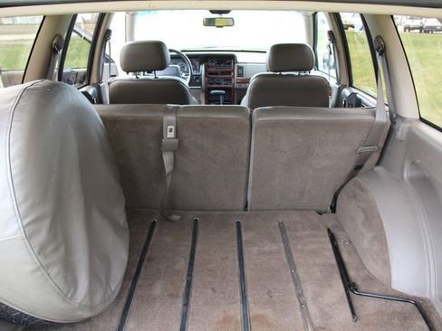 Used 1993 Jeep Grand Cherokee Limited image 22