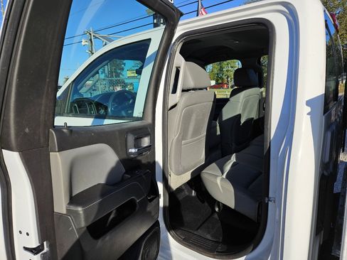 Used 2015 Chevrolet Silverado 2500 W/T image 20