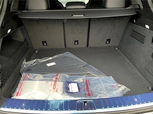 New 2026 Porsche Cayenne GTS image 20