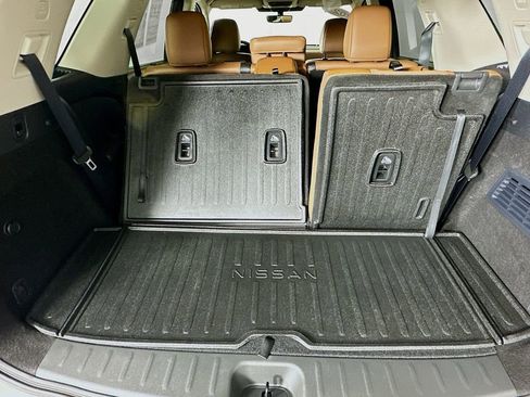 Certified 2024 Nissan Pathfinder Platinum w/ Cargo Package image 36