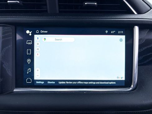 Used 2024 GMC Yukon Denali w/ Advanced Technology Package image 10