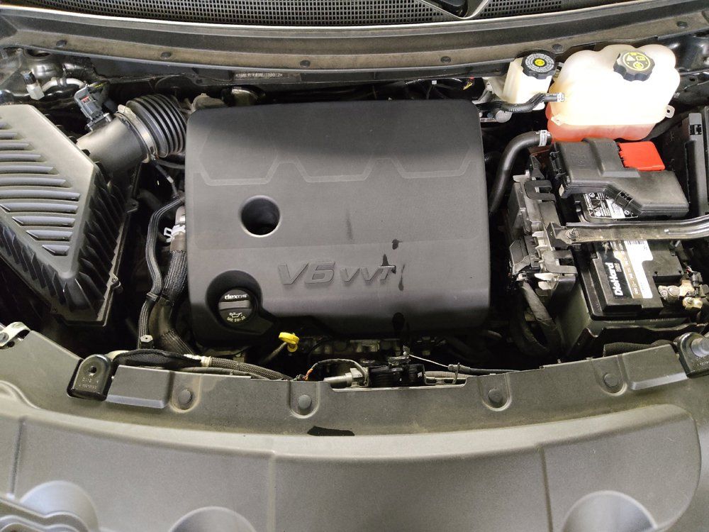 Used 2022 Chevrolet Traverse LS FWD image 30