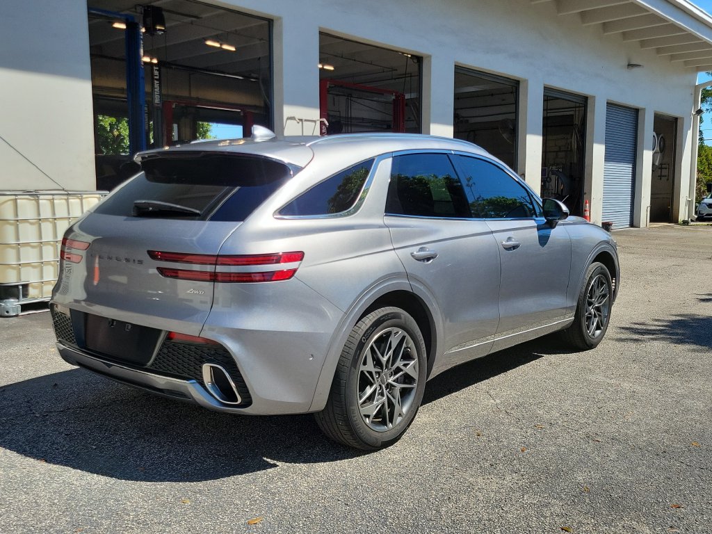 Used 2023 Genesis GV70 2.5T w/ Advanced Package AWD/4WD image 6