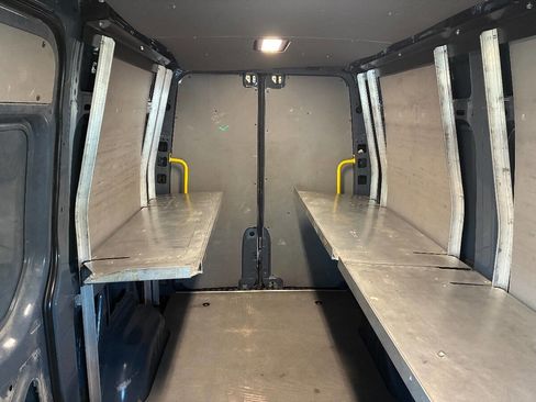 Used 2018 Mercedes-Benz Sprinter 2500 image 15